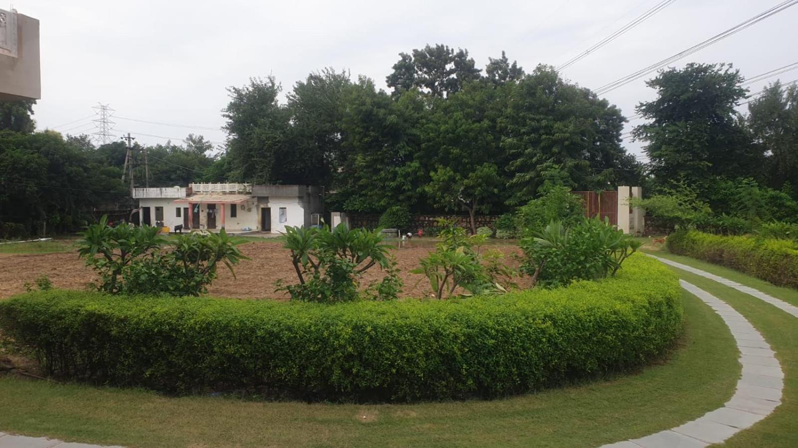 Hotel Maharaja Farms Gurgaon Esterno foto